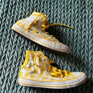 lemon converse